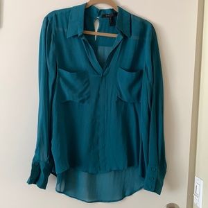 Gorgeous BCBG chiffon shirt size medium